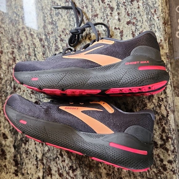 Brooks Ghost Max - Picture 6 of 7